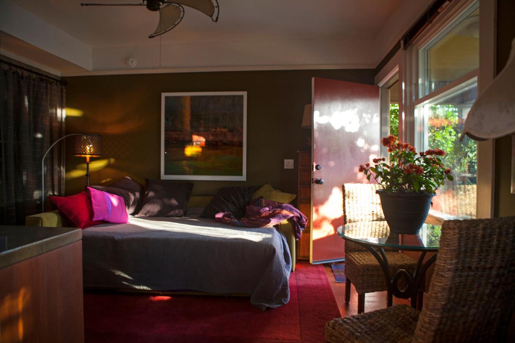 The 3 Dux Apartment Santa Barbara Room photo
