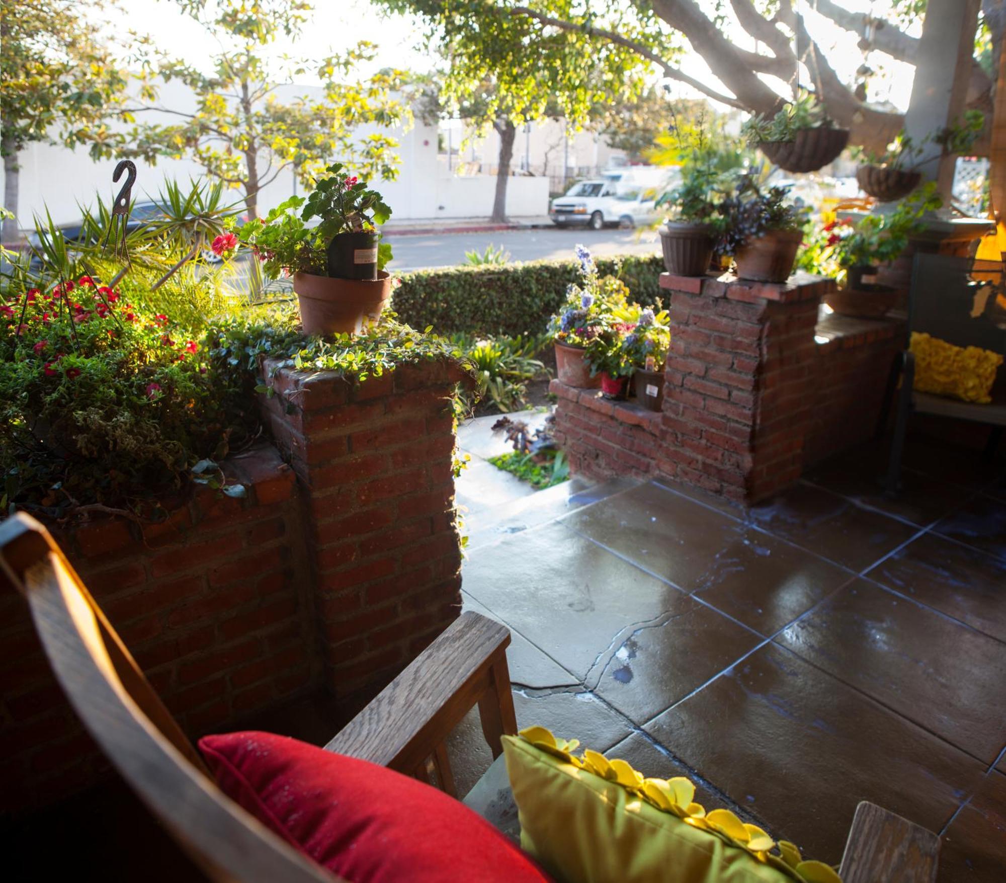 The 3 Dux Apartment Santa Barbara Room photo